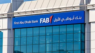 سهم "أبو ظبي الأول" يواصل صعوده القوي هذا الأسبوع..ما التالي للسهم؟